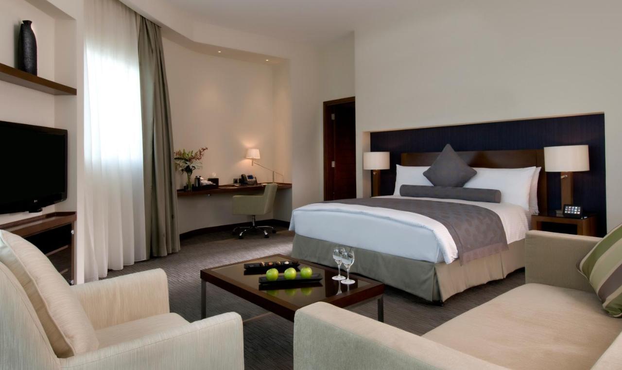 Grand Millennium Al Wahda Hotel And Executive Apartments Abu Dhabi Rom bilde
